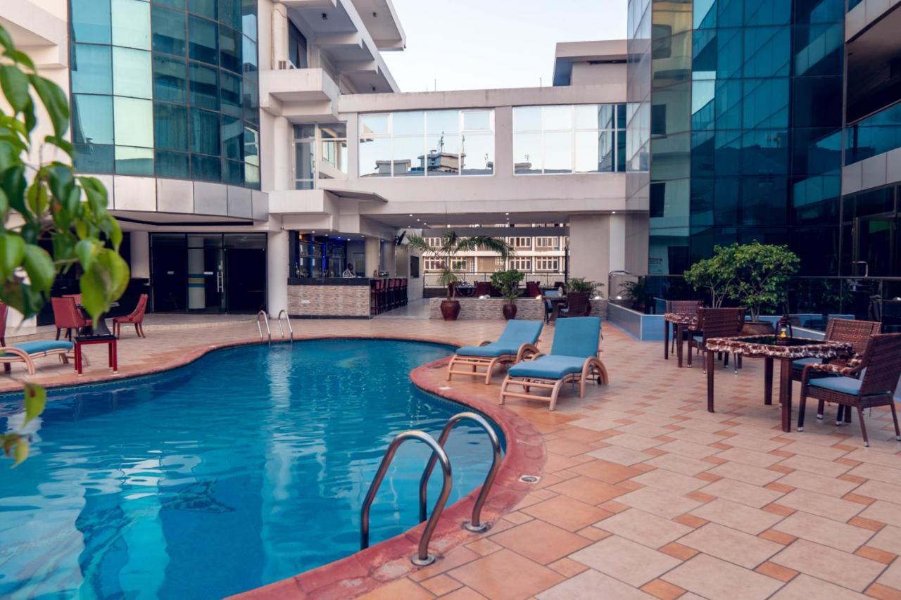 Peacock Hotel Dar-es-Salaam Eksteriør bilde