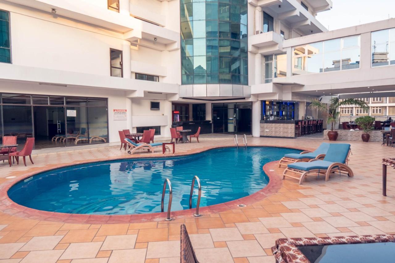 Peacock Hotel Dar-es-Salaam Eksteriør bilde