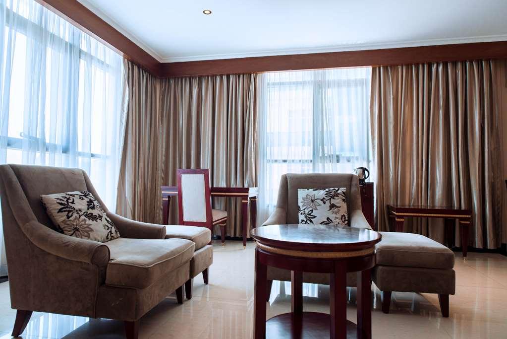 Peacock Hotel Dar-es-Salaam Eksteriør bilde
