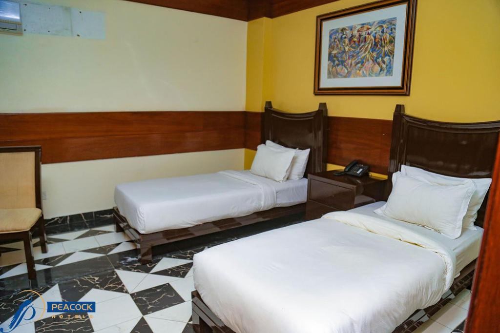 Peacock Hotel Dar-es-Salaam Eksteriør bilde