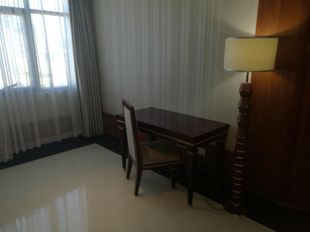 Peacock Hotel Dar-es-Salaam Eksteriør bilde